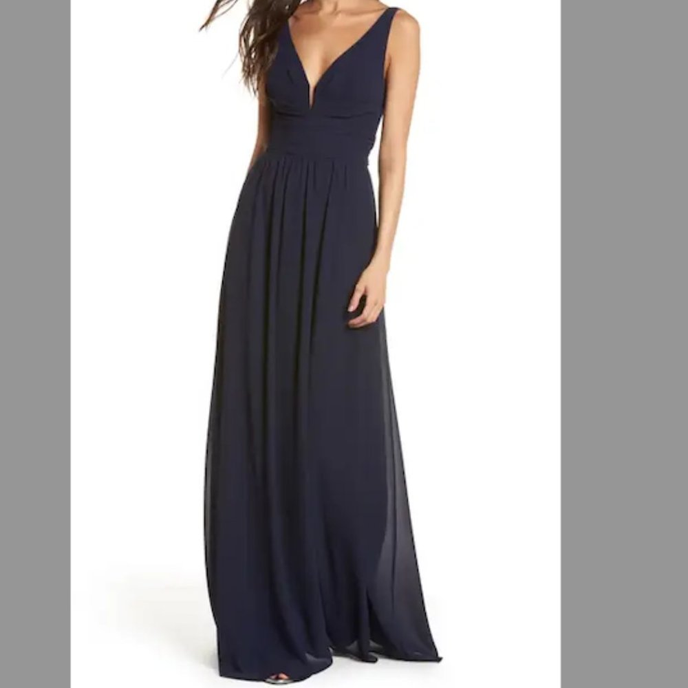 Lulu's V-neck Chiffon A-line gown - Navy - Size S - Gently Used